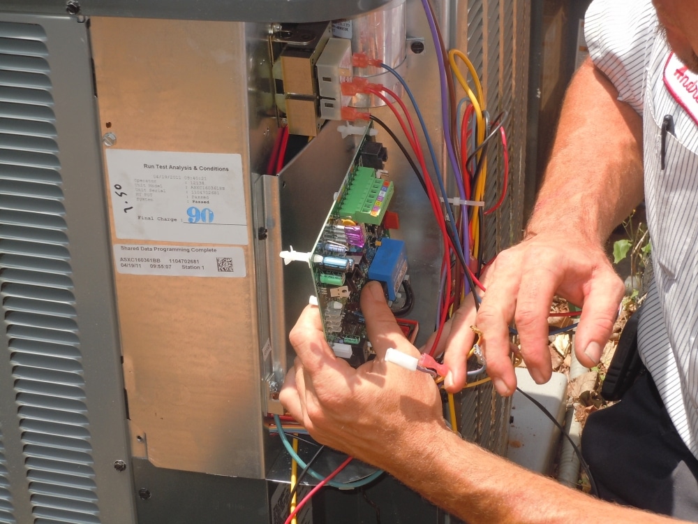 Air Conditioners, Heat Pumps, and Furnace Repairs